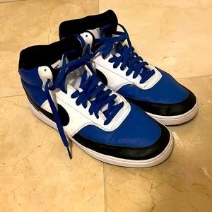 Nike dunks size 10.5